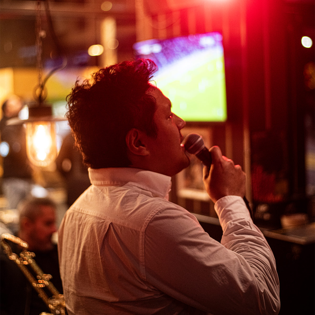 SAMEDIS – FABULOUS KARAOKE